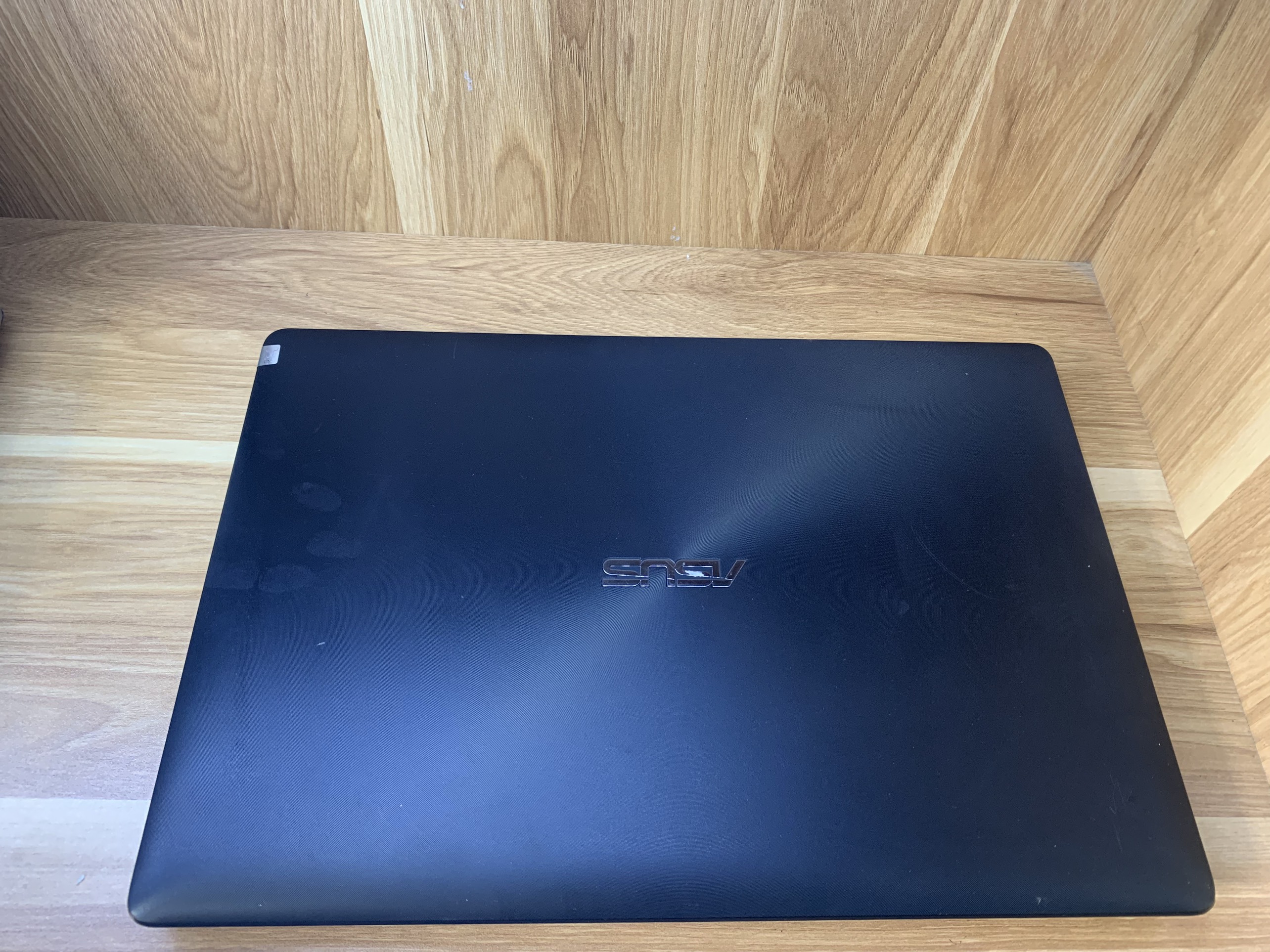 Asus x453ma chíp  N3540 ram 4g ổ ssd 120g
